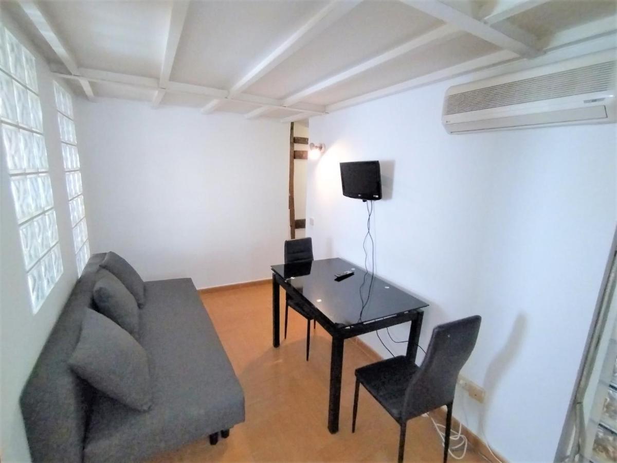 Puerta Del Sol - Plaza De Santa Ana Apartments Мадрид Екстериор снимка